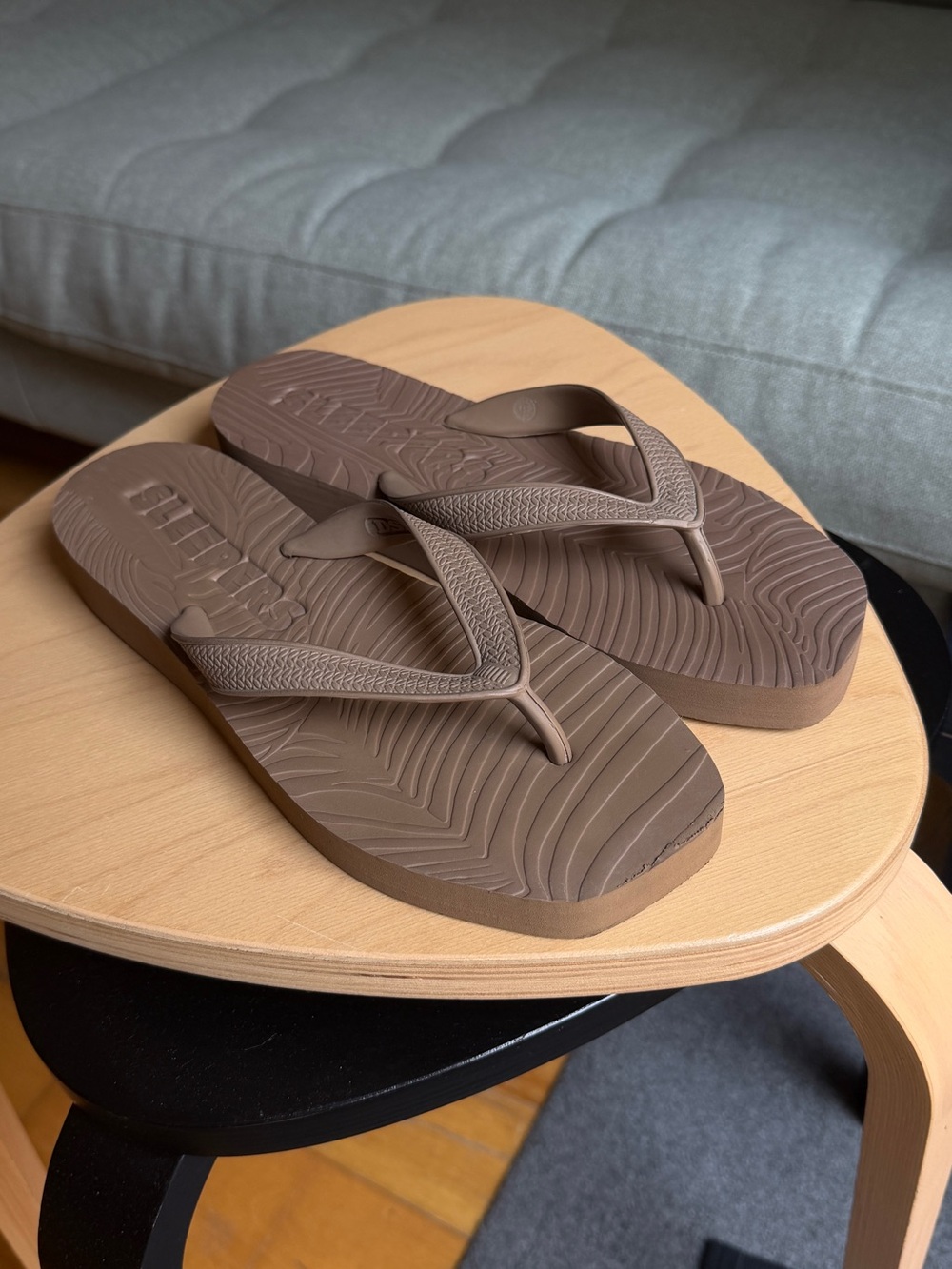 Sleepers Squared Toe Flip Flops